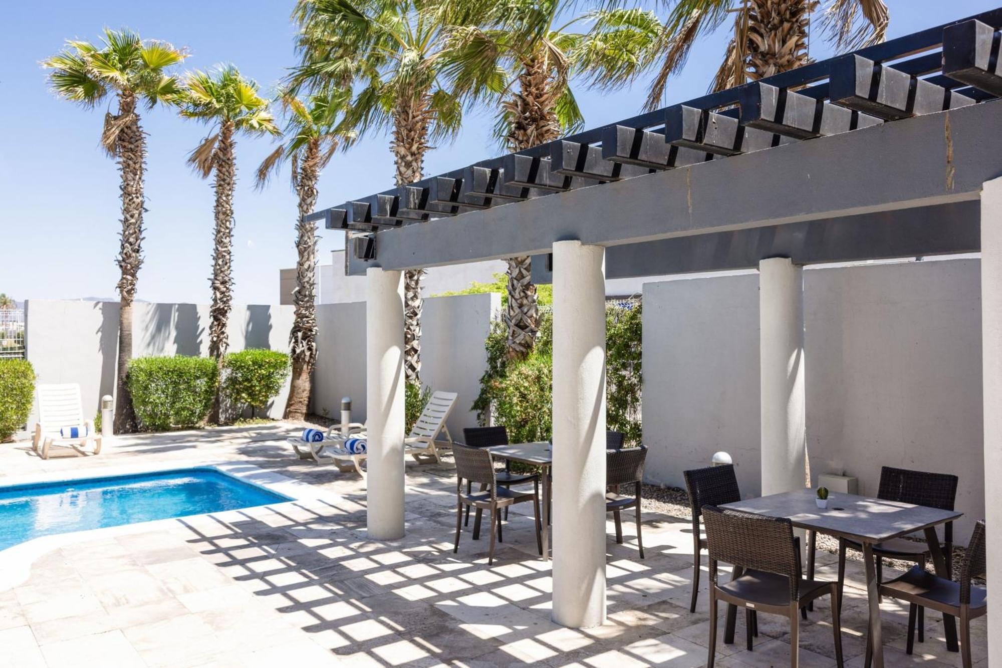 Courtyard By Marriott Hermosillo Exterior photo